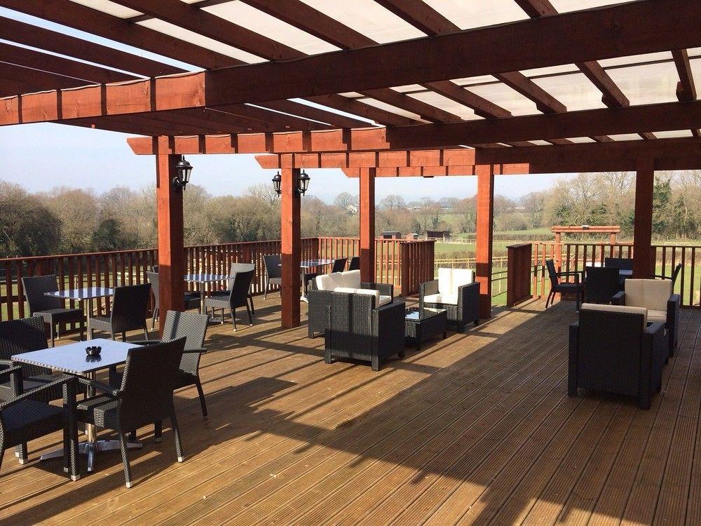 Hunters Lodge Inn Wincanton Buitenkant foto