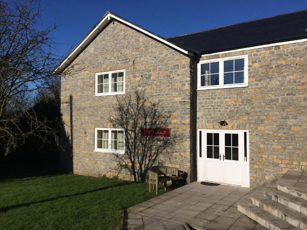 Hunters Lodge Inn Wincanton Buitenkant foto